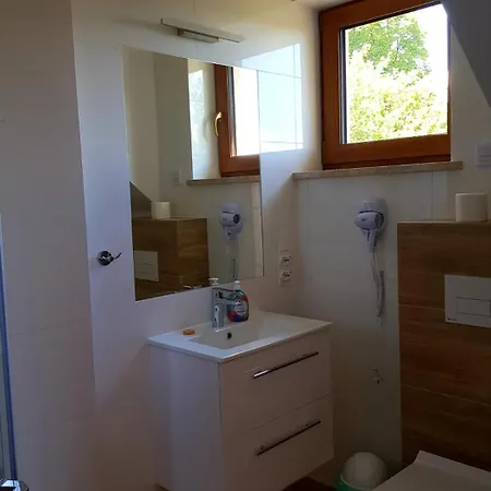 팜스테이 Surzynowka 스트리샤와